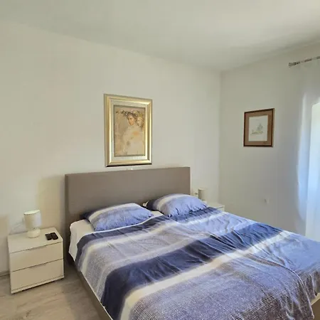 Vila Andrea With Whirpool By Guide *